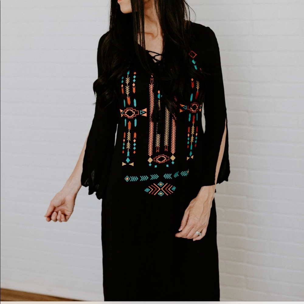 Aztec Lace Up Maxi Dress - Black
